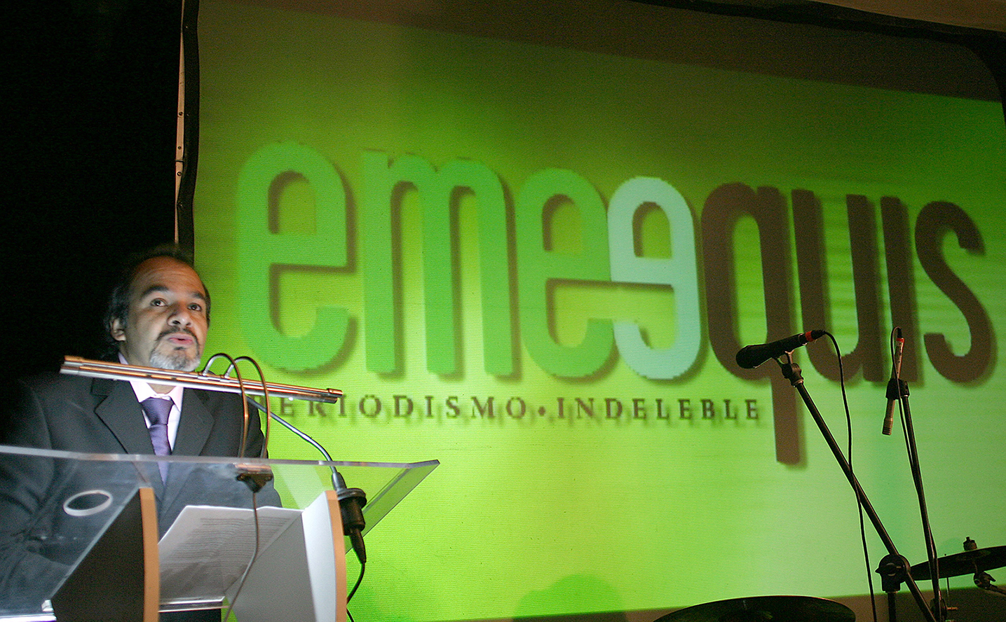 Ignacio Rodríguez Reyna, director de la revista Emeequis, durante una conferencia.