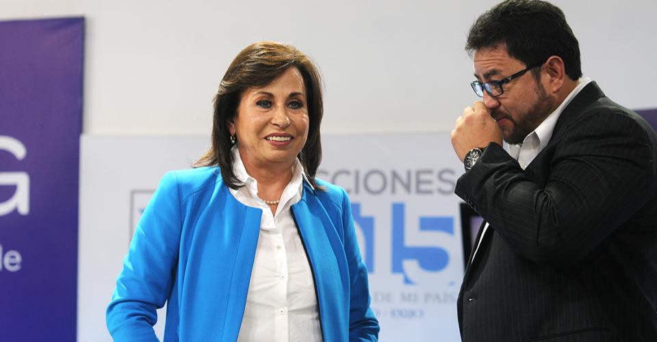 Carlos Menocal, exministro de Gobernación, asesora a la candidata de la UNE. 