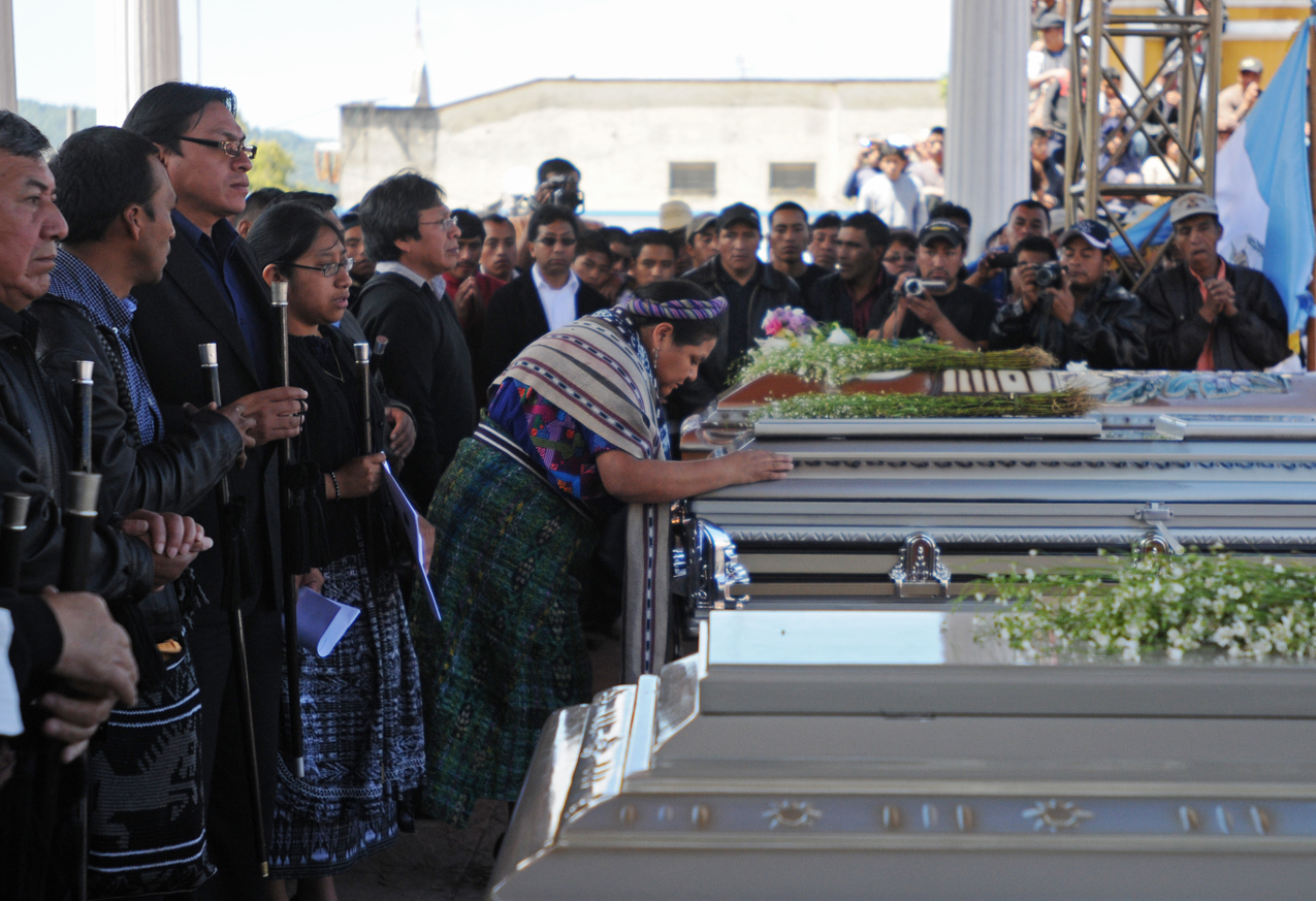 Rigoberta Menchú llegó a Totonicapán.