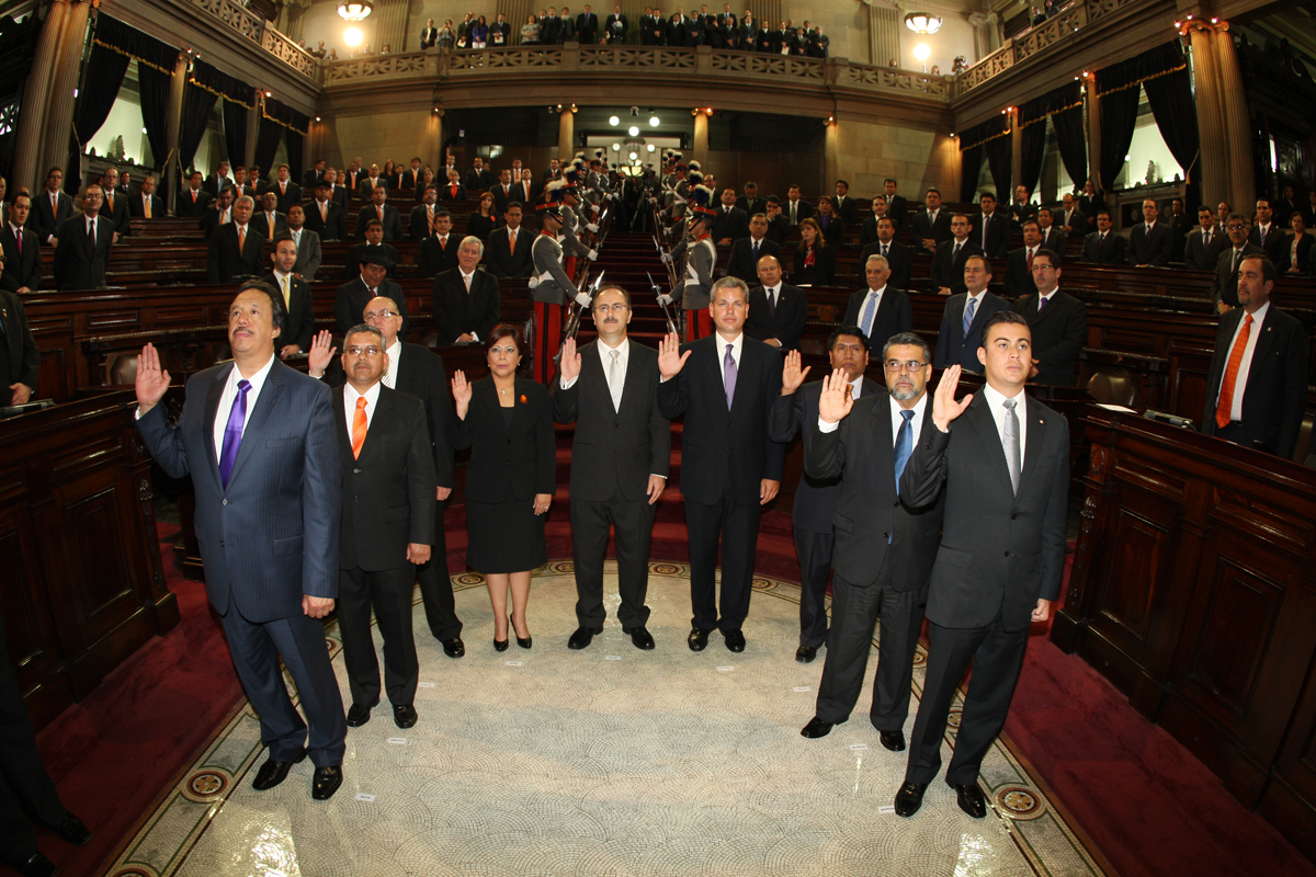 Pedro Muadi toma posesión como nuevo presidente del Congreso