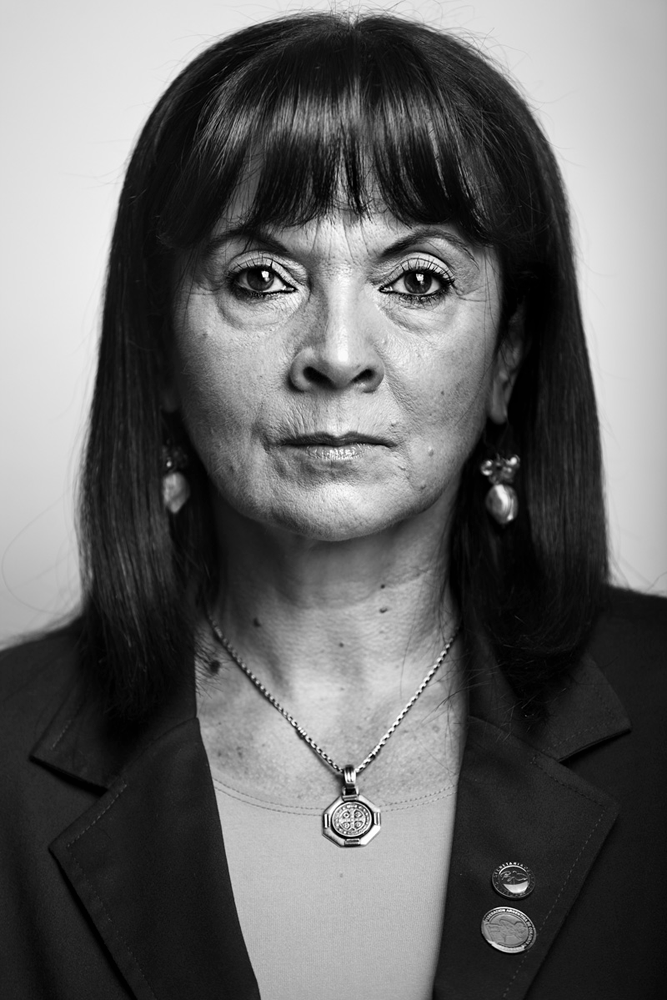 Susana Trimarco, reconocida mundialmente por su lucha contra la Trata de Personas. Susana continúa buscando a Marita. Actualmente se encuentra nominada para el premio Nobel de la Paz.