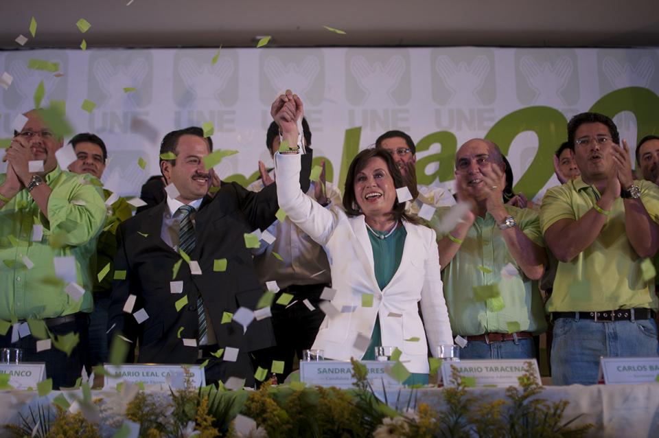fn_asamblea_une