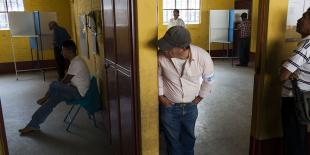Pueblo Nuevo Viñas eligió a “El Chato”, en paz