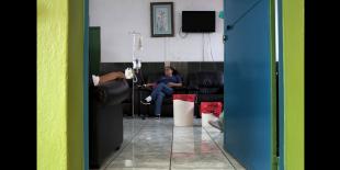 El negocio de las farmacéuticas con pacientes de cáncer terminal