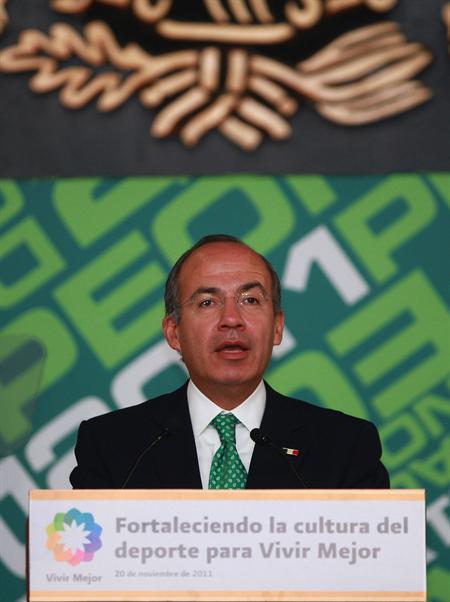 Calderón y narcotraficantes a la CPI