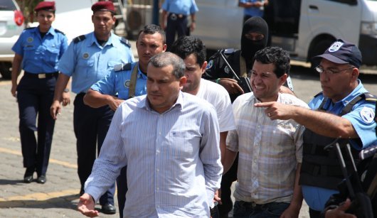 Fiscalía pide unir causas contra Fariñas
