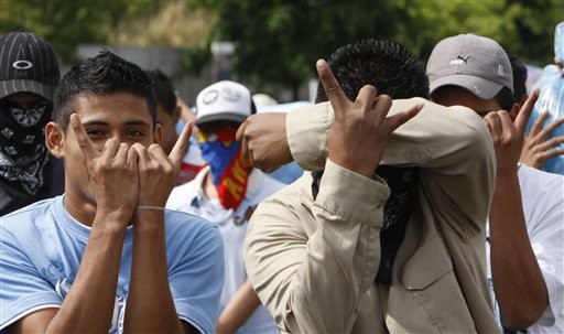 Homies desafían mano dura contra pandillas