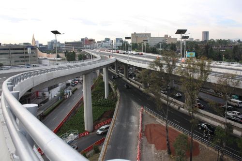 La capital mexicana se viste de gris