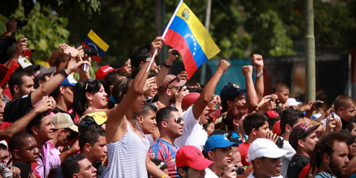 El triunfo de Chávez: malo para la democracia venezolana, bueno para el proceso de paz en Colombia