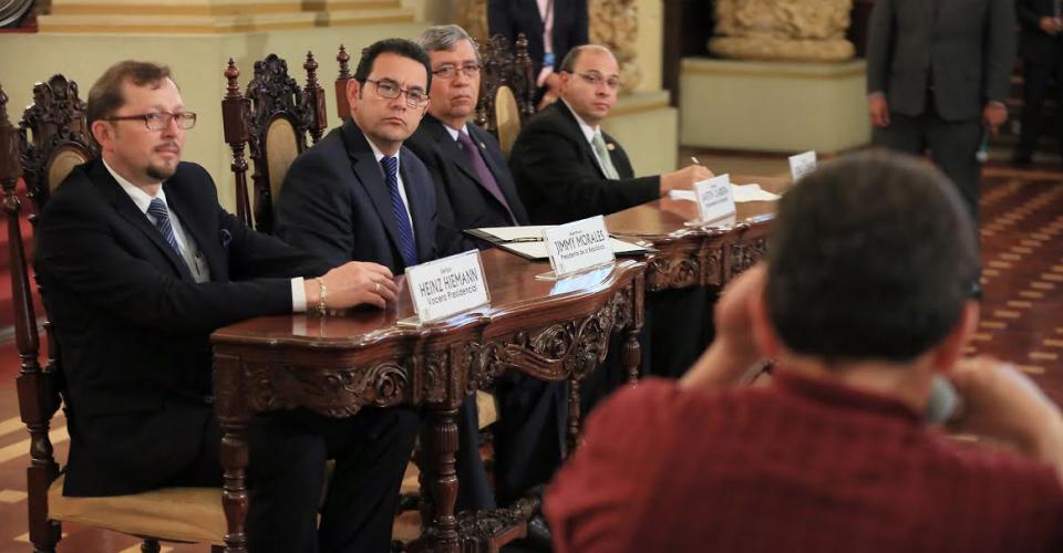 Jimmy Morales: “Aumentar 1% de cobertura escolar requiere invertir Q400 millones”