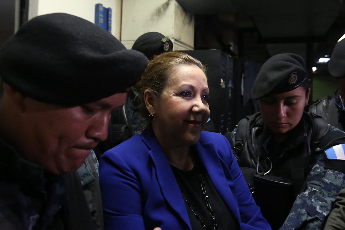 ¡A mí no me agarran! Estrategias y desvaríos de exfuncionarios