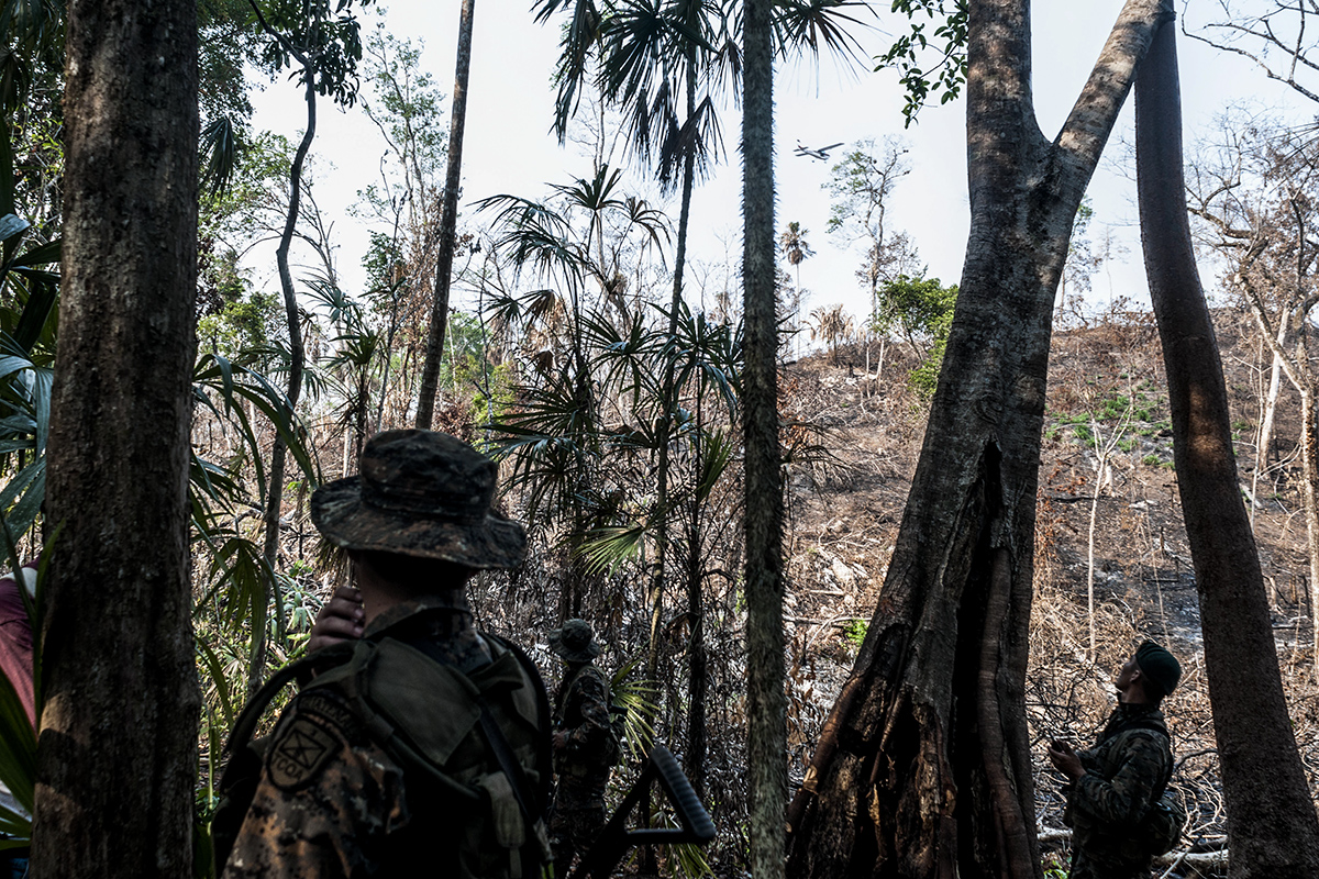 El Peruíto: fuego y lucha en una antigua fortaleza Maya
