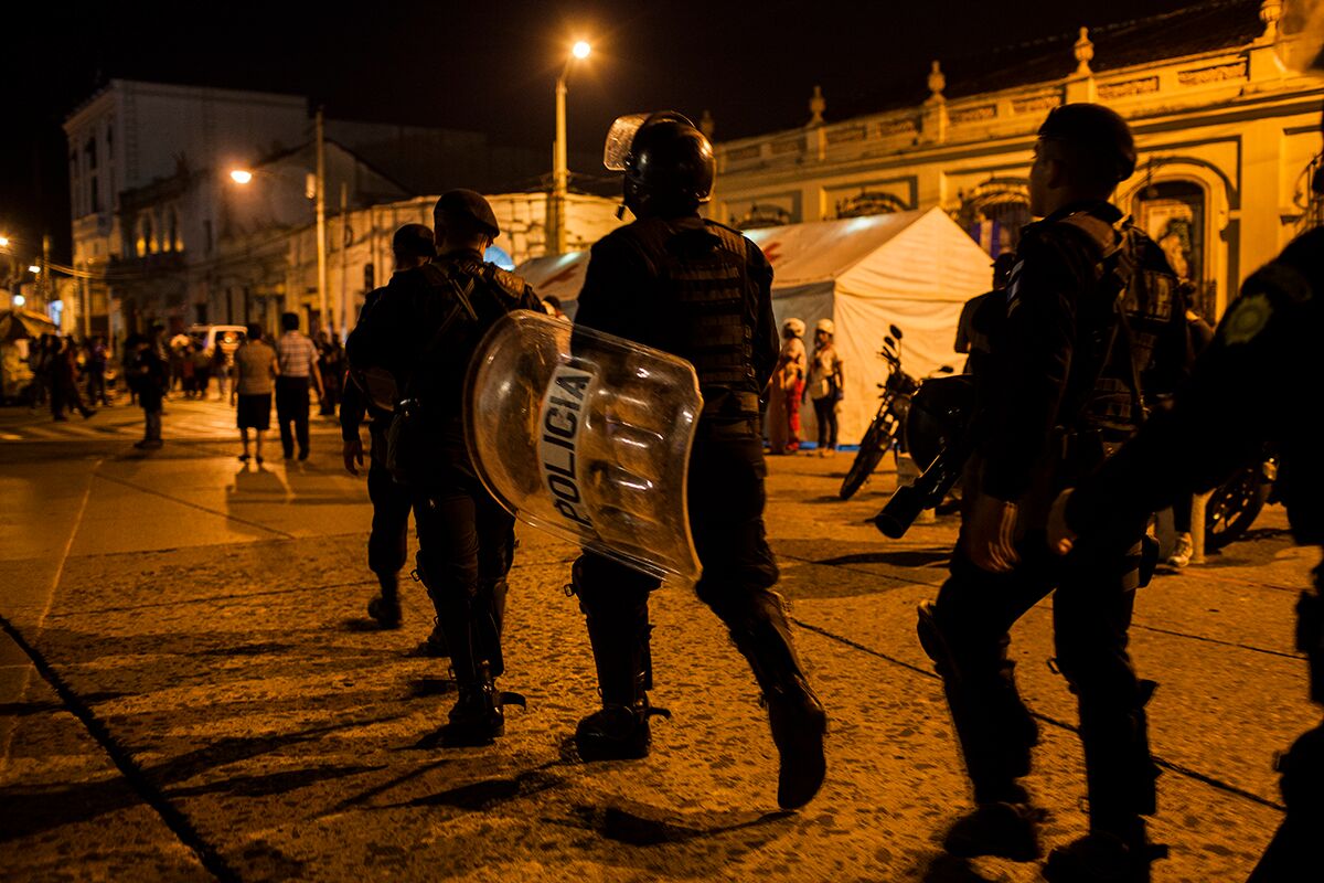 El Congreso se apresta a aprobar leyes para reprimir y criminalizar la protesta social