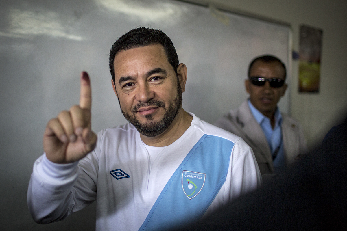 Abstención y “sí” mayoritario en el referéndum sobre Belice (o Brasil o México)
