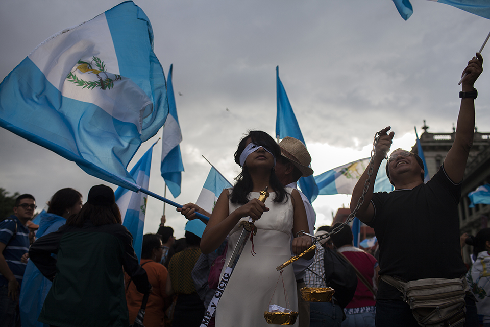 protestas_cooptacion_estado_01