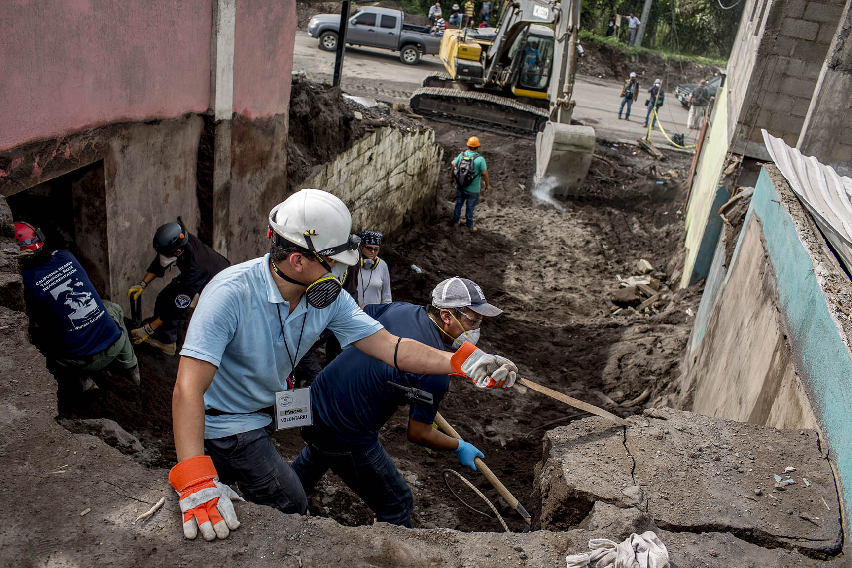 Antigua al Rescate, los rescatistas incómodos