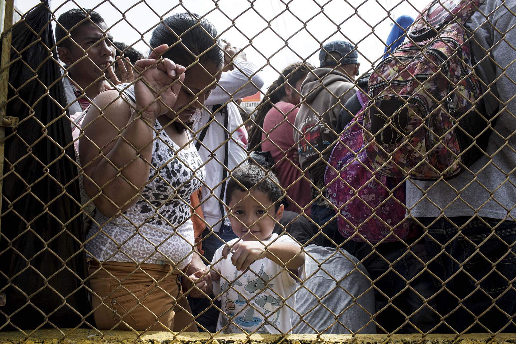 Migrantes atrapados en un mundo ajeno