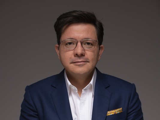 Julio Héctor Estrada