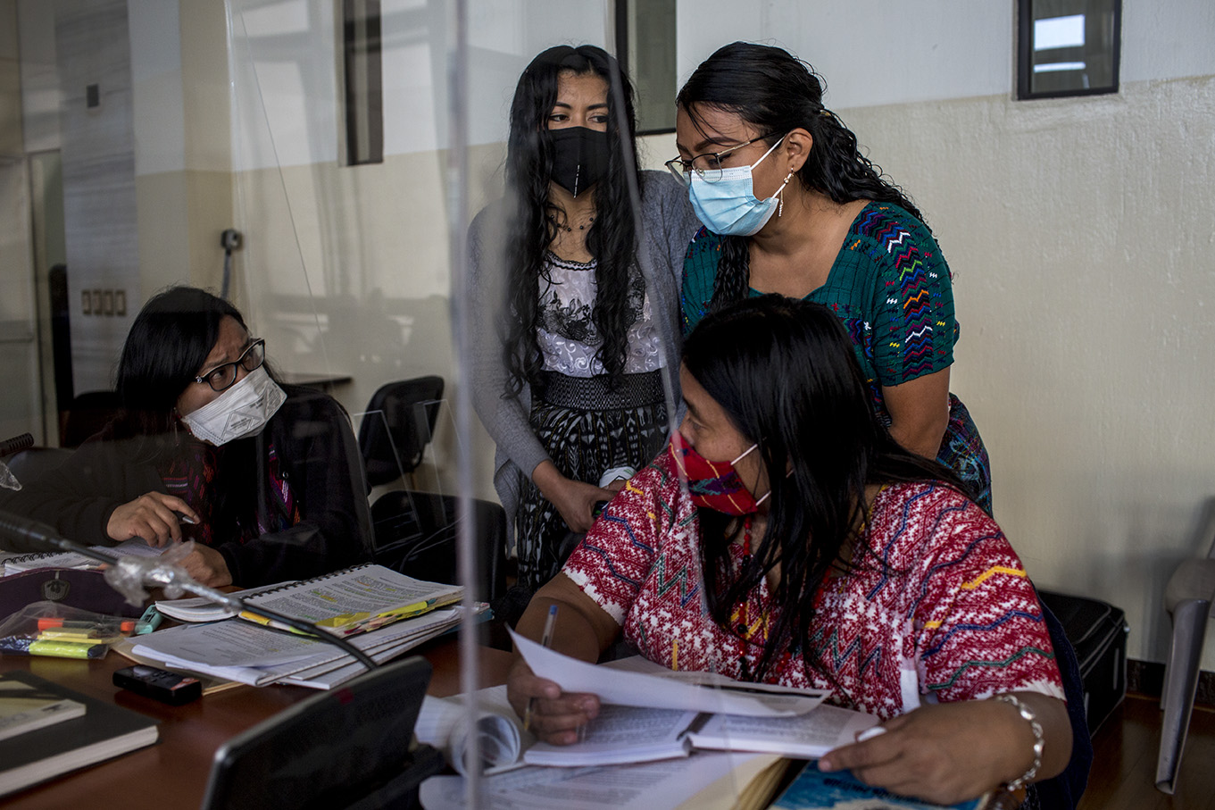 «Las licenciadas del caso achí», tres abogadas mayas contra el sistema