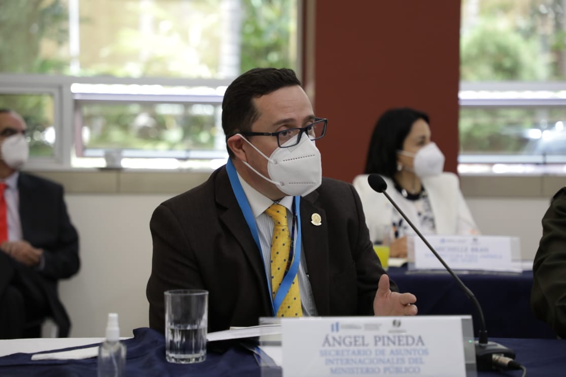 Giammattei intentó convencer a la ONU para evaluar bien al país y envió a 26 funcionarios