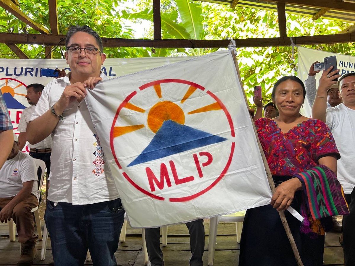 Los tres frentes que amenazan el binomio del MLP, y cómo se prepara el partido