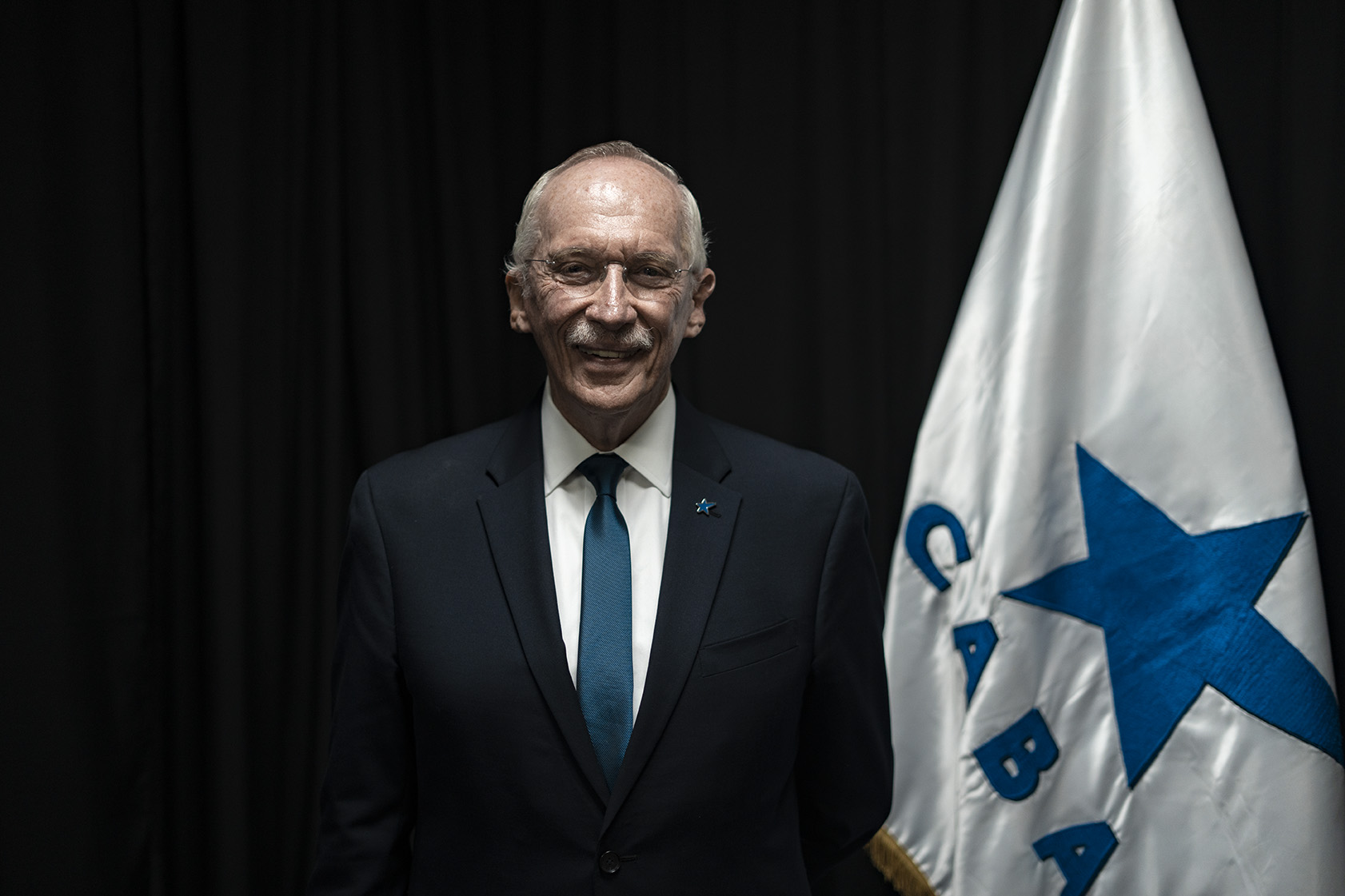 Edmond Mulet, un nuevo comienzo, pero de la mano de la vieja política
