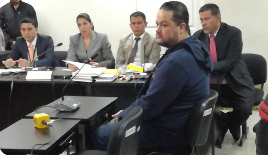El fantasma comunista, el “apóstol” Enríquez y su retoño