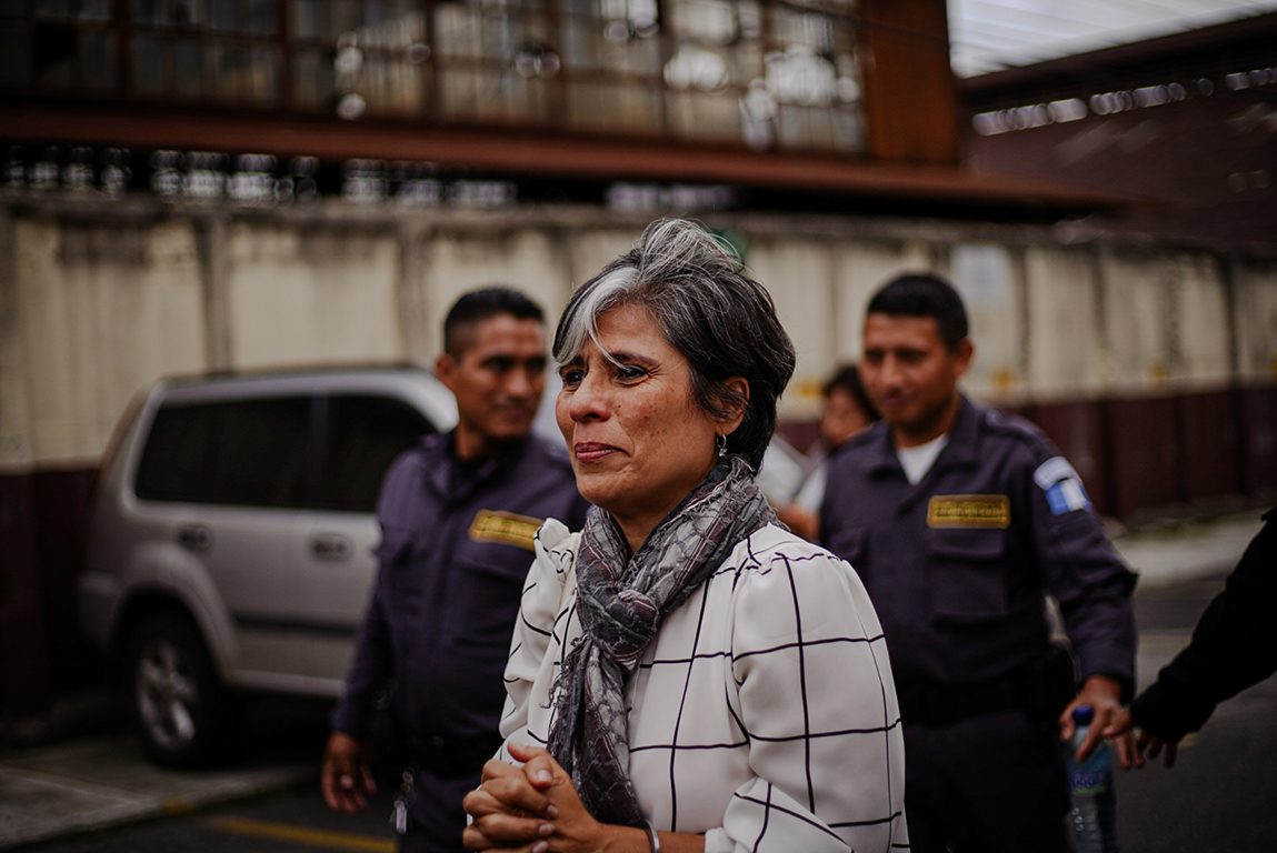 Claudia González: «Estos funcionarios utilizan sus puestos para vengarse»