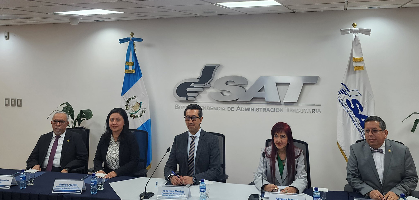 menkosdirectoriosat_copiajpg
