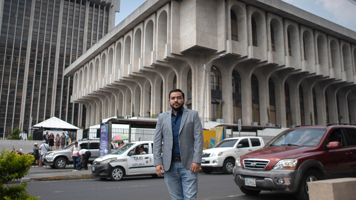 La historia del único exfiscal encarcelado y cómo su aprendiz le ganó un juicio al MP