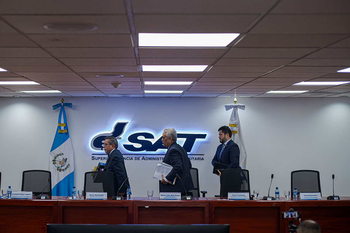 Q300 millones robados: la estructura que defraudó al fisco en los años de Giammattei