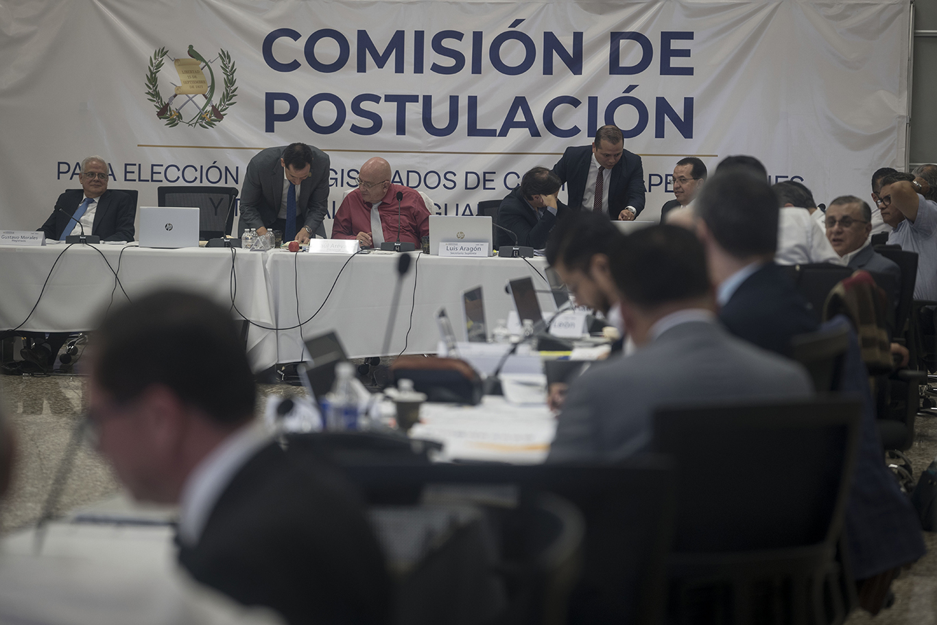 Papeles marcados, amenazas y la última negociación en la postuladora de Apelaciones