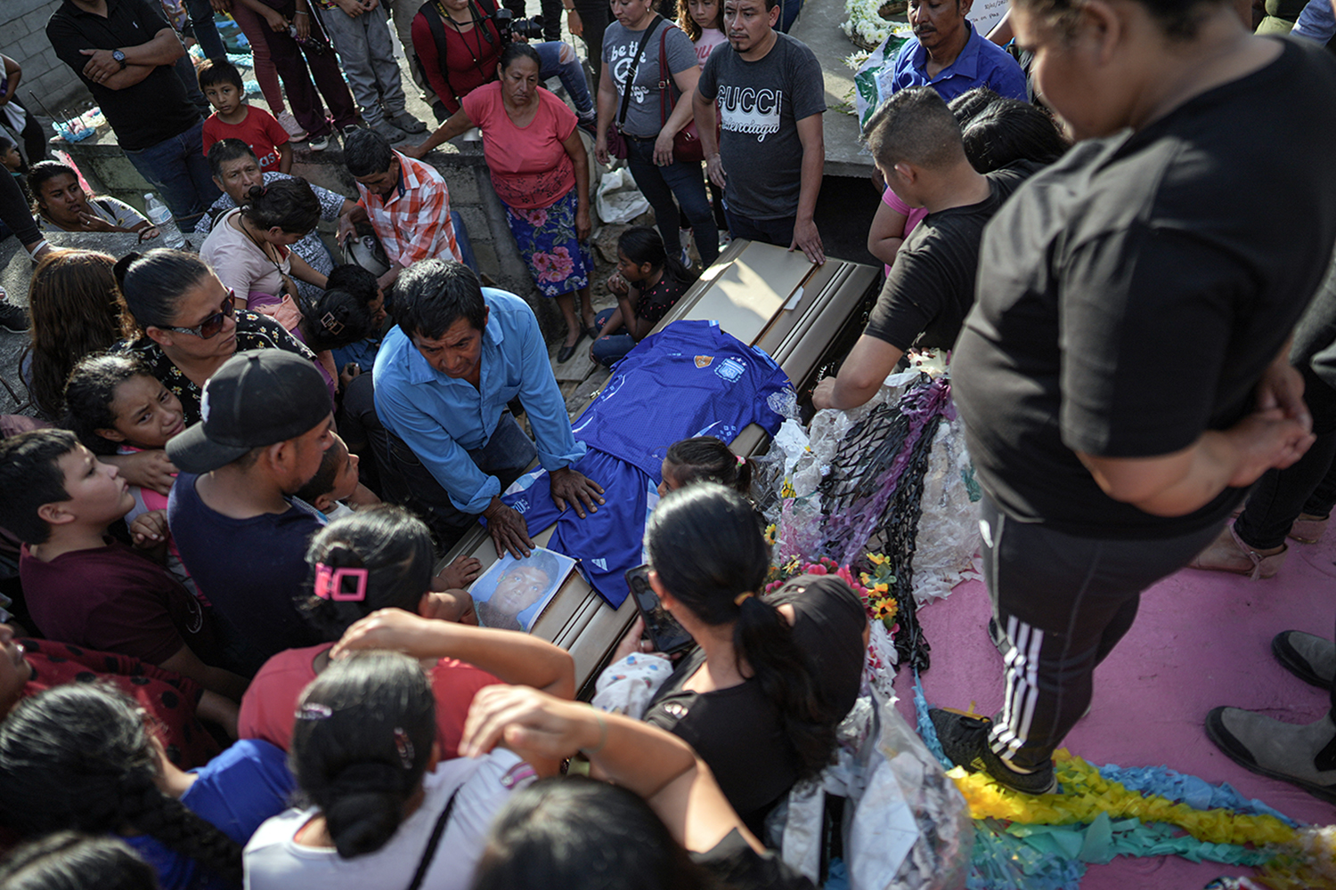 Enterrados los muertos toca madrugar de nuevo