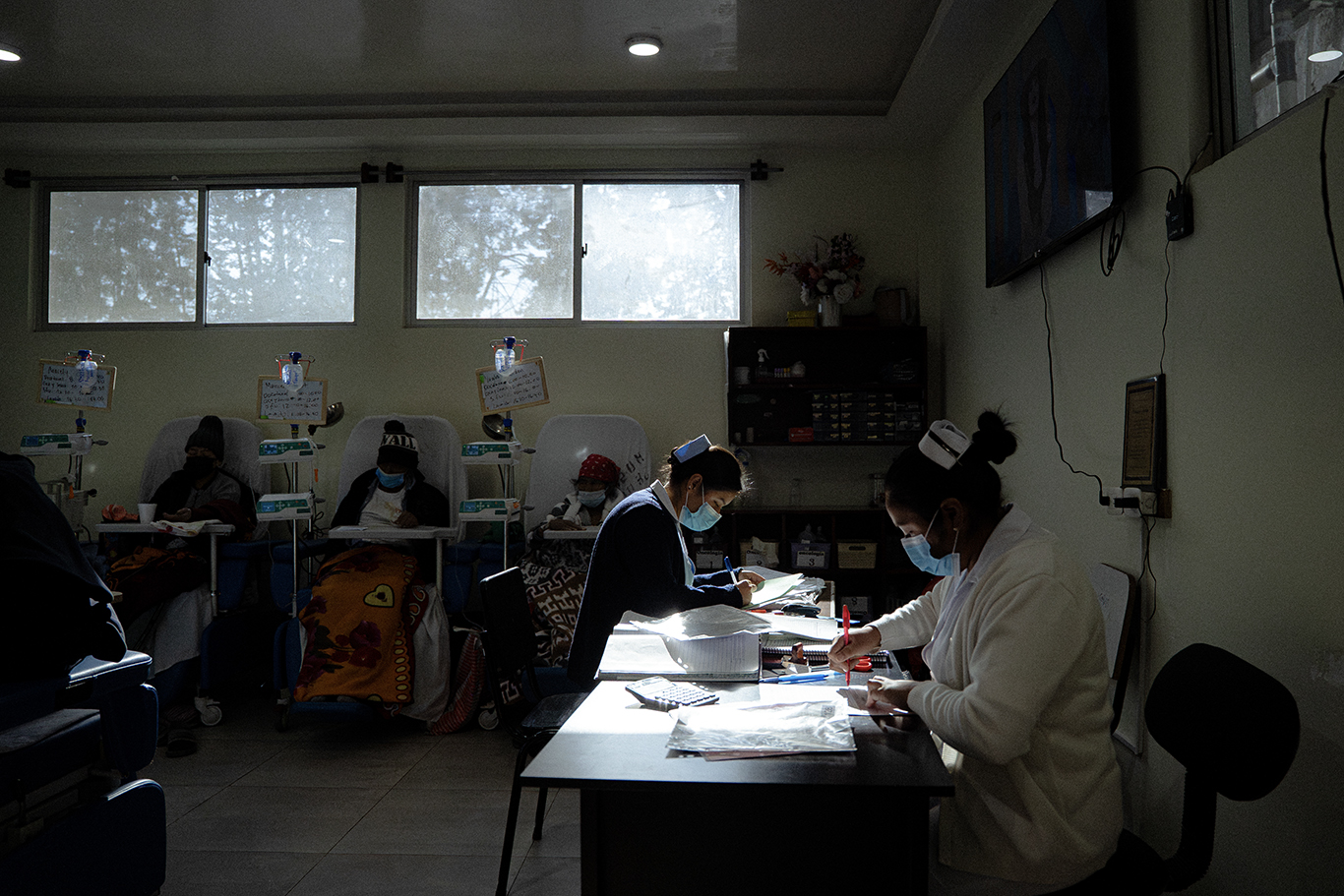 Tres historias de cáncer y un medicamento que es dos veces más caro en Guatemala que en Europa